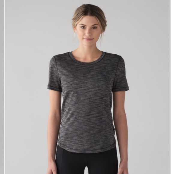NWOT LULULEMON long distance short sleeve in heathered black - Picture 3 of 9